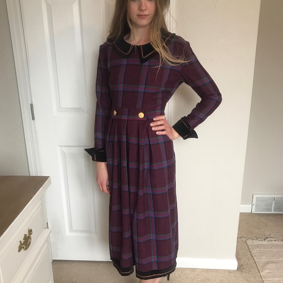 Vintage Dresses & Skirts - Vintage Plaid Dress, 1980s, Long Sleeved, Belted, British Look, Velvet Trim